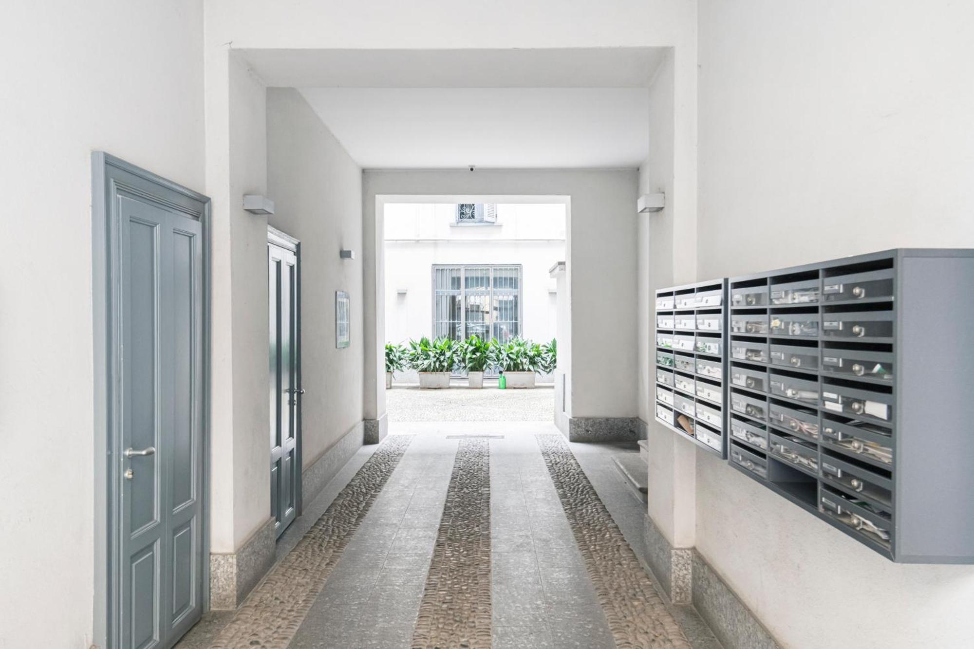 Easylife - Appartamento Elegante Moderno E Accogliente - La Tua Oasi In Citta Milaan Buitenkant foto